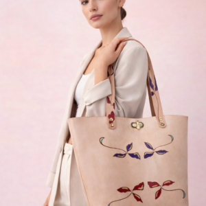 Bolso Tote Artesanal de Piel con Flores Repujadas