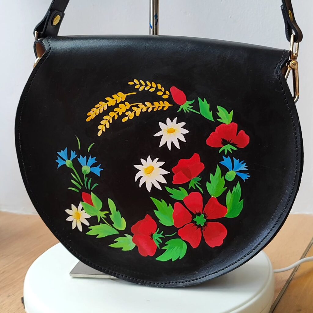 Instagram post from pajarico_art. This post is in position 1.