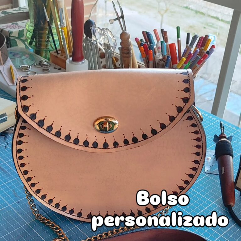 Instagram post from pajarico_art. This post is in position 1.