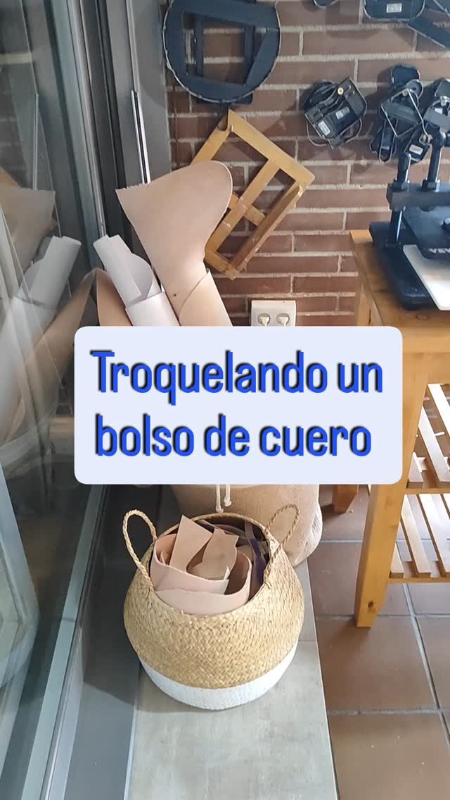 Instagram post from pajarico_art. This post is in position 0.